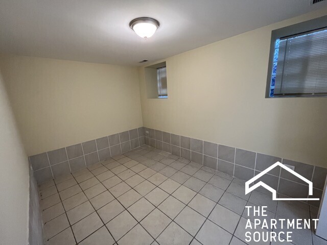 Photo - 2300 S Ridgeway Ave Unit 1N