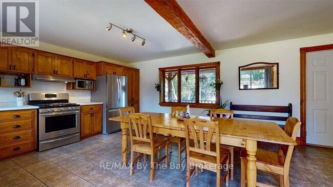 Photo - 22 Woodcrest Ave