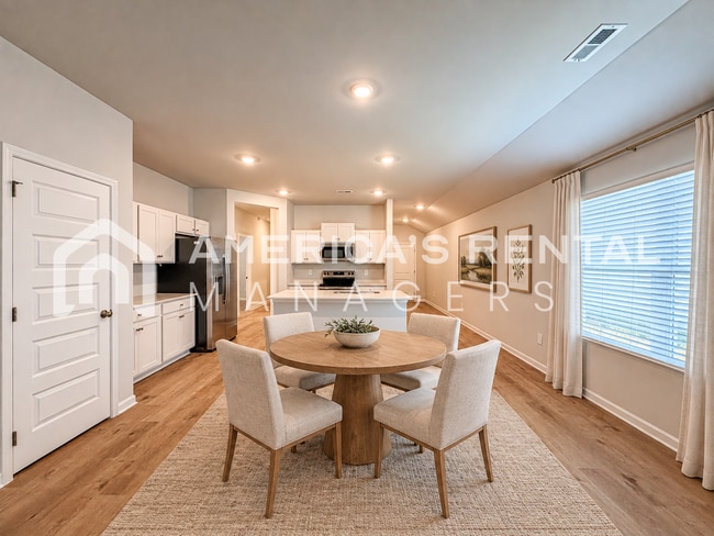 4032 River Bend Rd