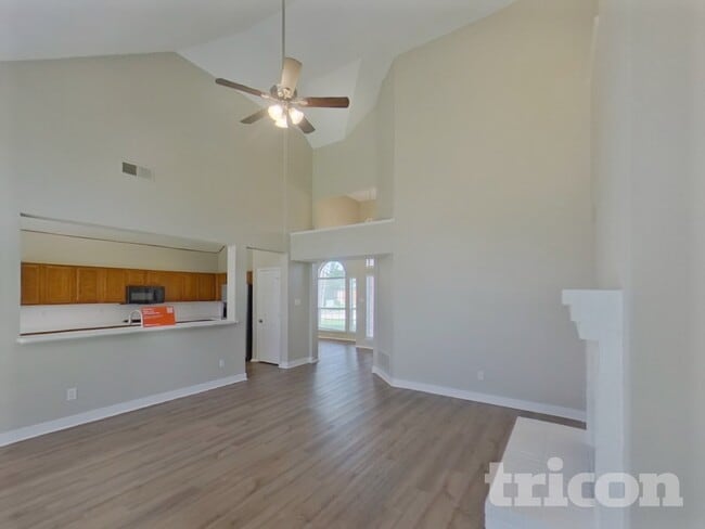 230 Jennifer Ln