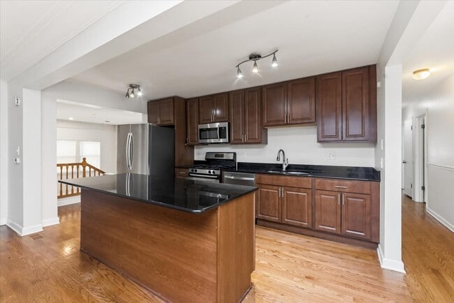 Photo - 8943 Ewing Ave