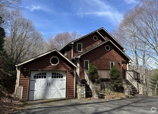 Building Photo - New Homestead: A Private, Tranquil, and Sp...