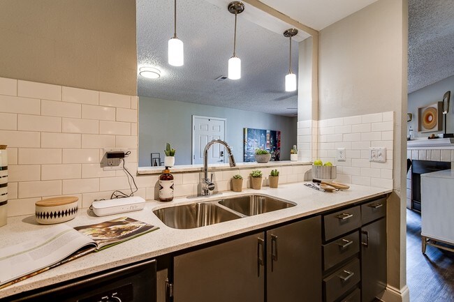 Photo - Lorenzo At East Mil