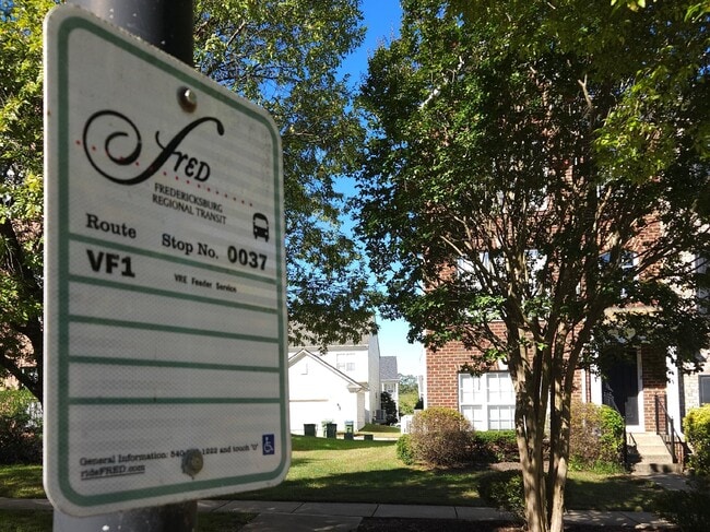 Photo - 4 BR Townhouse in Idlewild