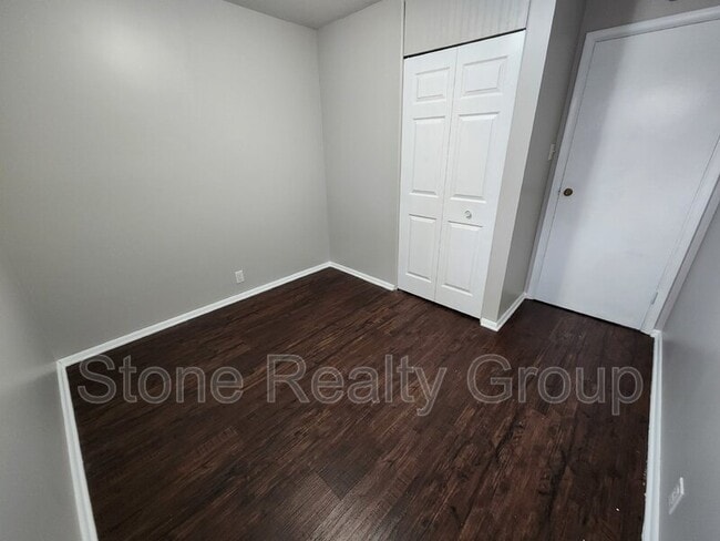 Photo - 5300 N 14th 1/2 St