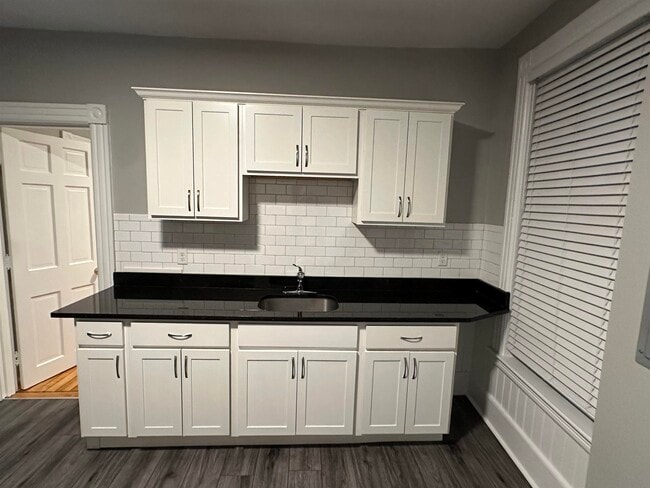 Photo - 4 N State St Unit 203