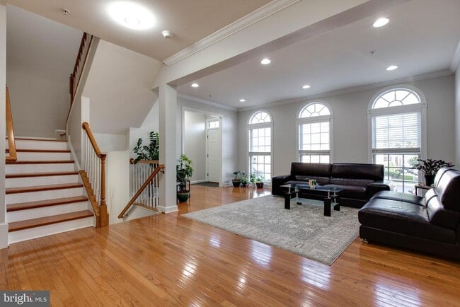 Photo - 1506 Penzance Way