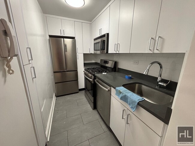 Photo - 5 AVENUE Unit 2K