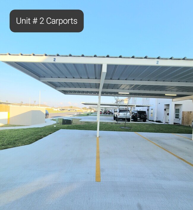 Photo - 4718 W Huckleberry St Unidad #4