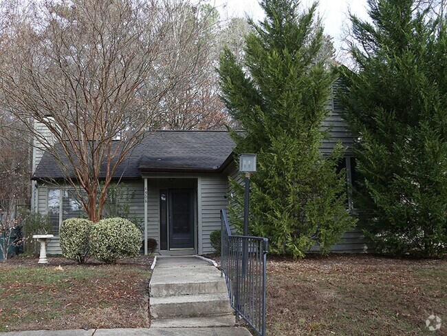 Building Photo - 4908 Pine Cone Dr Rental
