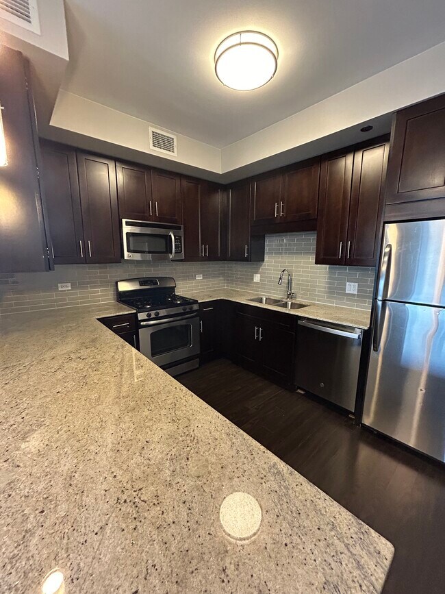 Photo - 68 W Hubbard St Unidad 2302