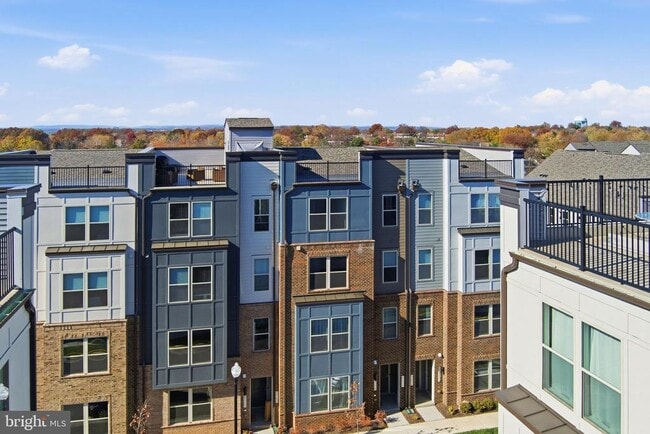 Building Photo - 2136 Glacier Rd