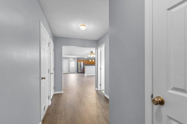 Photo - 5 Bedroom/ 3 Bath home in  lovely Longleaf