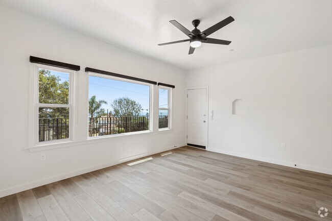 Living Room - Studio - 500SF - Villa De Buenavista Apartments