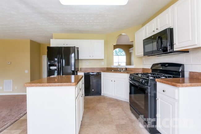 Photo - 130 Labrea Blvd