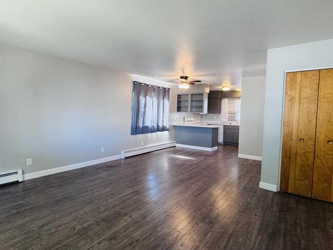 Photo - 1095 Helena Ave