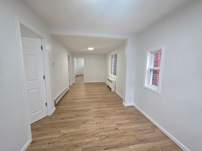 Photo - Newly Updated 3 bedroom 1 bathroom Apartment for Rent!