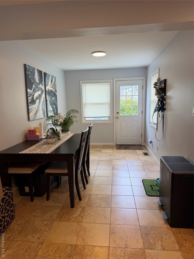 Photo - 222 Colonial Ave Unit 1st Fl