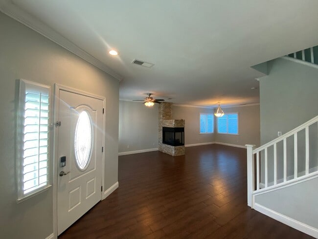 Photo - Beautiful & Spacious Home with Modern Touches