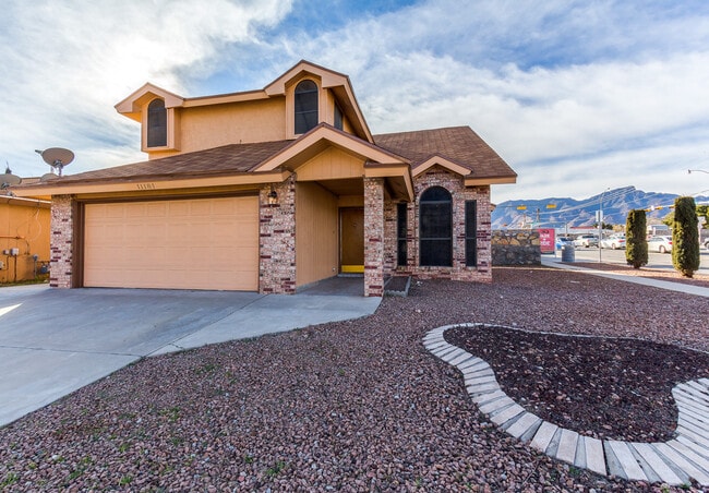 Photo - Prestigious Tri Level Home on East Side