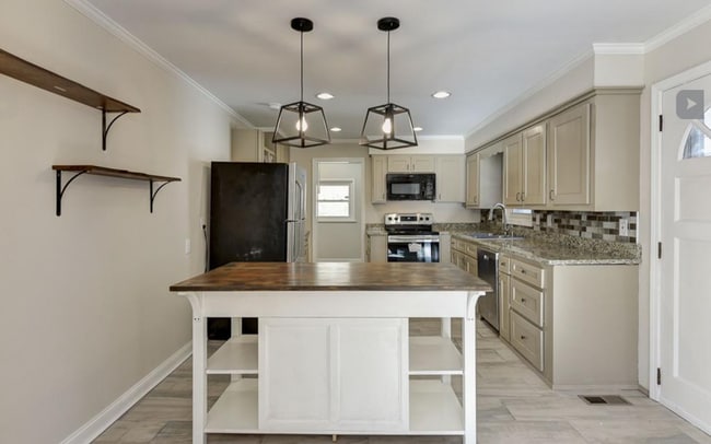 Photo - Historic Earlewood Neighborhood Gem: 3-Bed...