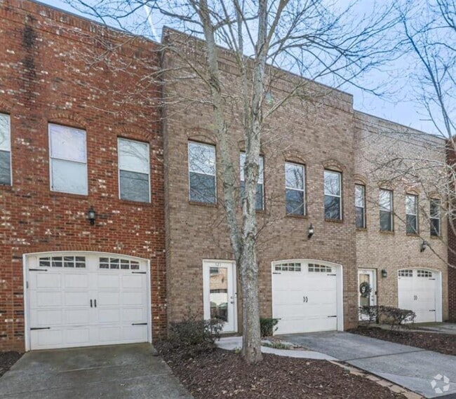 Building Photo - 121 Riverwatch Ct Rental