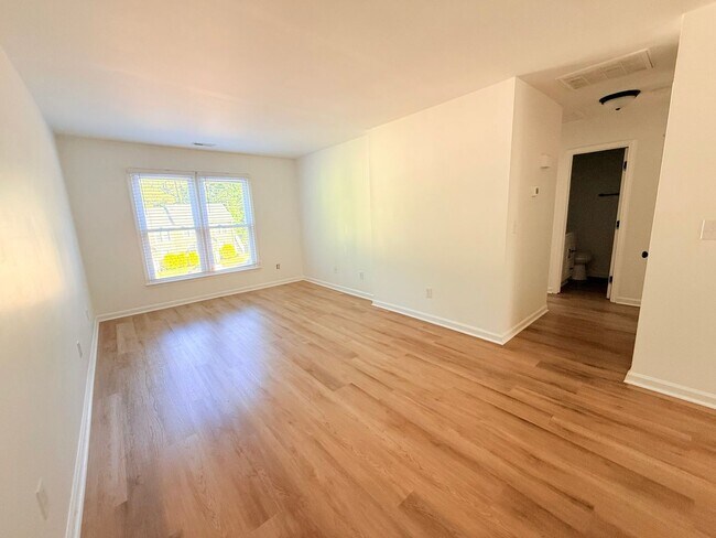 Photo - Cozy and Renovated 2 Bed 1 Bath Apartments in the Heart of Wake Forest! Unit 345D W Oak Avenue