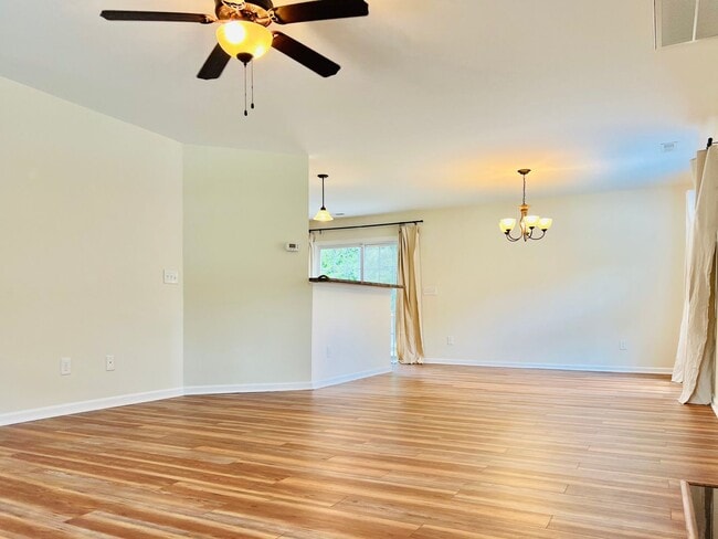 Photo - 4BR/2.5BA, Modern Kitchen, Large Fenced Ya...