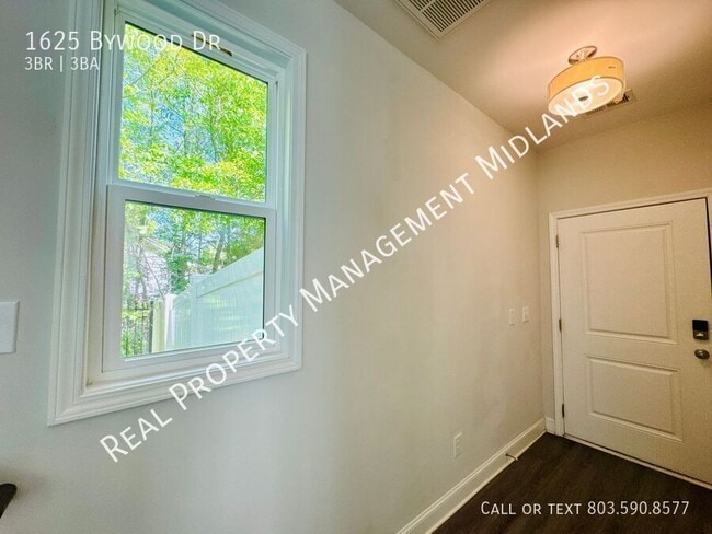 Photo - 1625 Bywood Dr