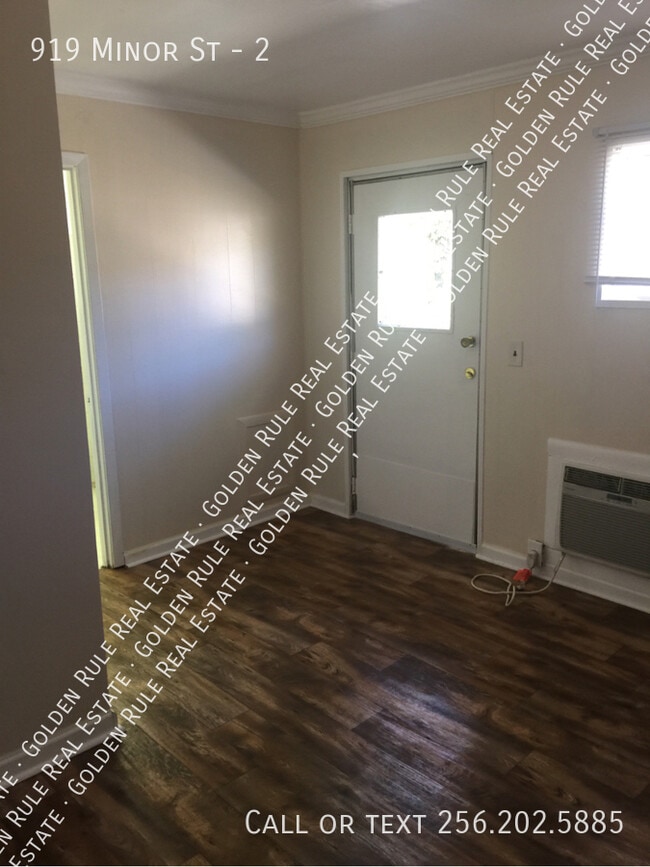 919 Minor St NE Unidad 2