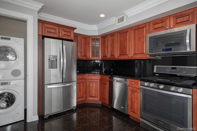 215 Tudor Ln Unit 215