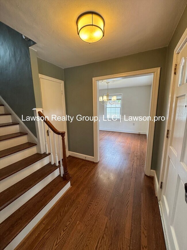 Photo - Charming and Updated Home in Raleigh Court with Fenced In Yard, Lawn Care Included!