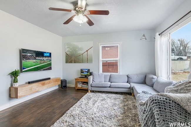 Photo - Cozy 2-Bedroom Home in Roy