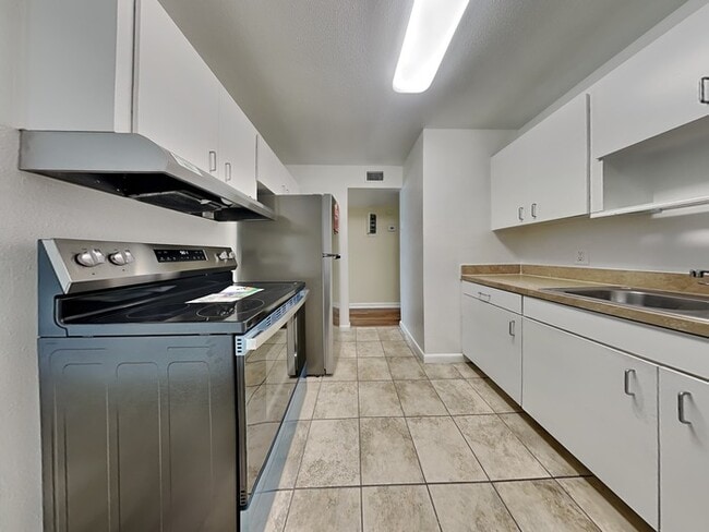 Photo - 6809 E North Bay St