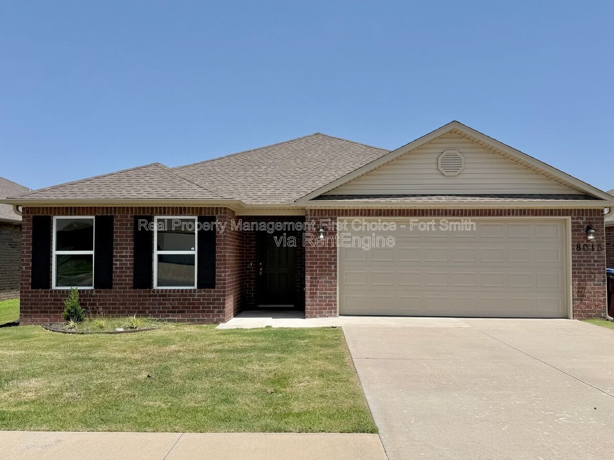 Photo - 8015 Dogwood Dr