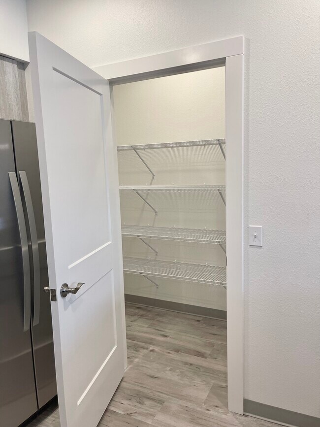 Photo - 3905 South Dishman Mica Road, Unit 102 Unidad 102