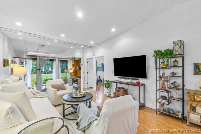 Photo - 18855 Candlewick Dr