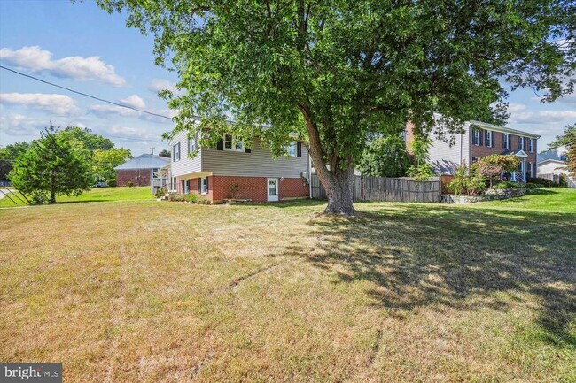 Building Photo - 4500 Picot Rd