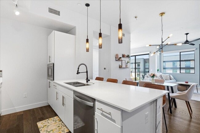 Photo - 3131 N Central Ave Unit 4001