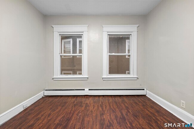 Photo - 37 Plaza Ave Unit 2