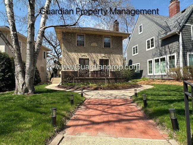 Lake is the Isles Single Family Home, 2 Ca... - Lake is the Isles Single Family Home, 2 Ca...