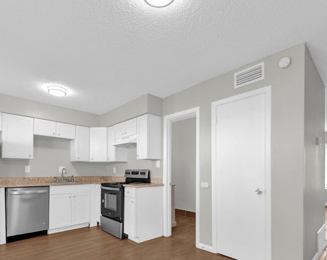 Photo - 3446 Spottswood Ave