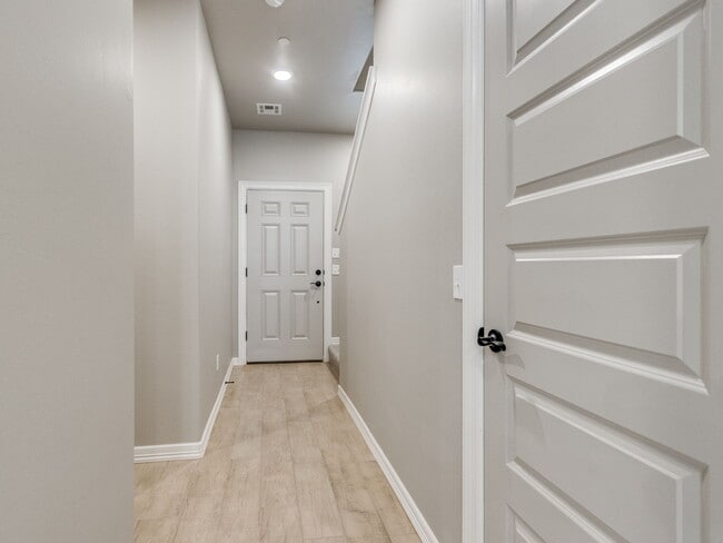 Photo - 10601 NW 23rd St