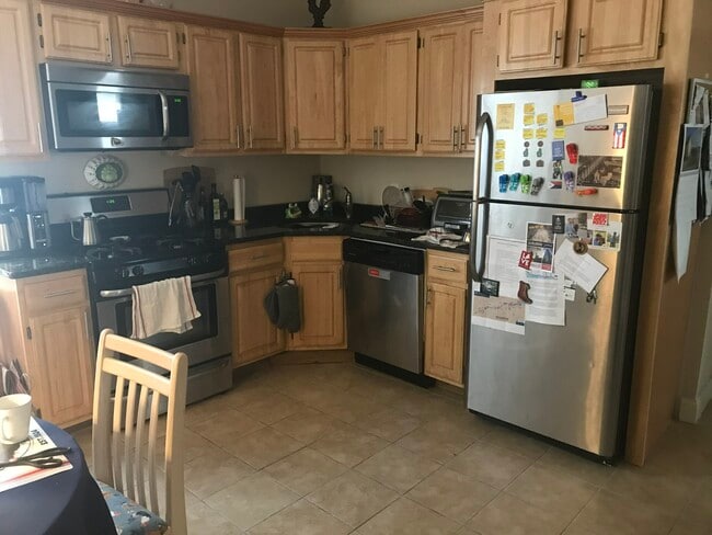 Building Photo - 38 Sudan St Unit 3T