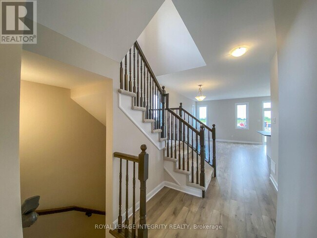 Photo - 1043 Speedvale Ct