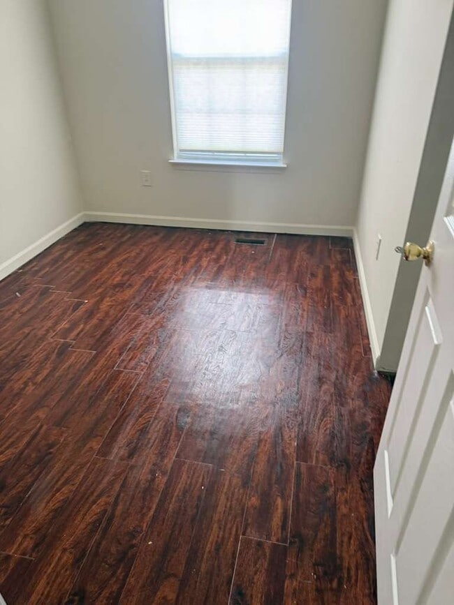 Photo - 3640 Derby Shire Cir