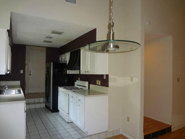 Photo - 9100 Wildridge Dr