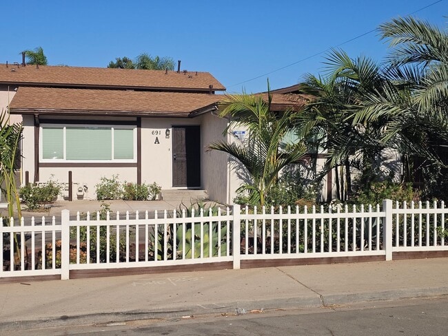 Building Photo - 691 Graves Ave
