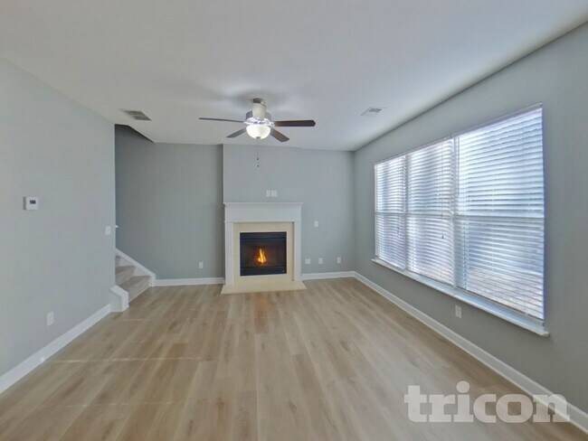 Photo - 4059 Tarnwood Pl