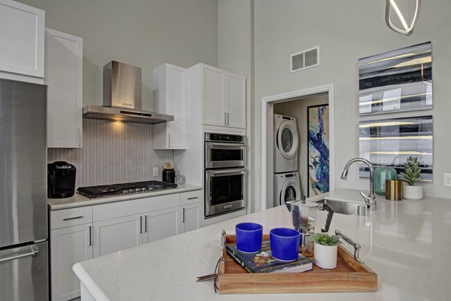 Daymark Uptown